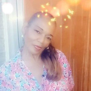 Meet your Posher, Yvette